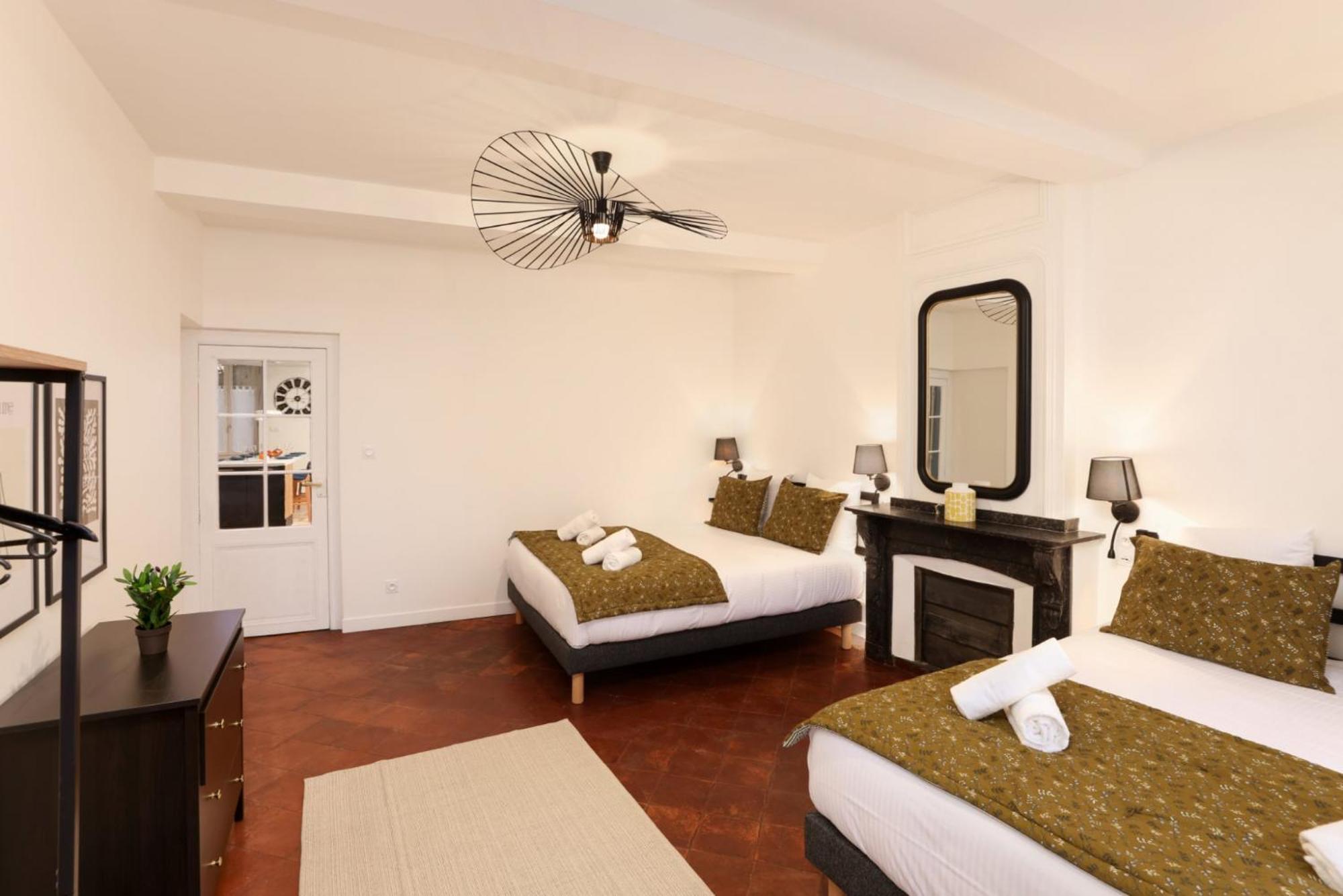 L'Art De Gambetta Conciergeriedamecarcas Apartment Carcassonne Luaran gambar